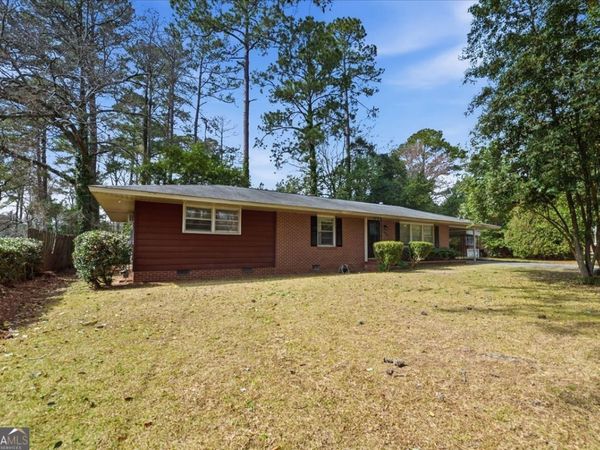 2554 Delano Drive, Macon, GA 31204