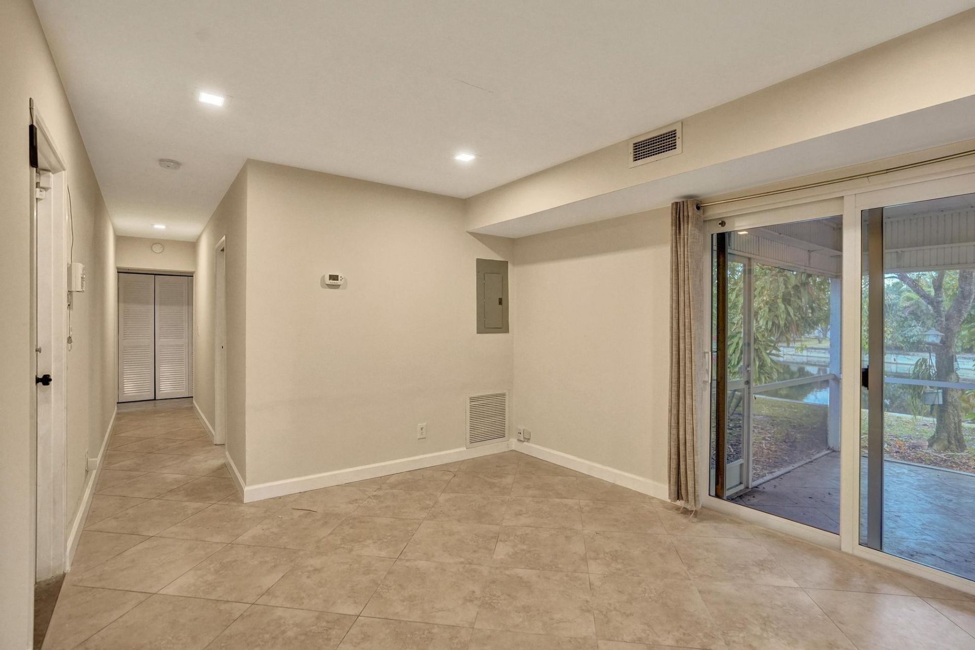 7018 NW 64th Street, Tamarac, FL 33321 Photo