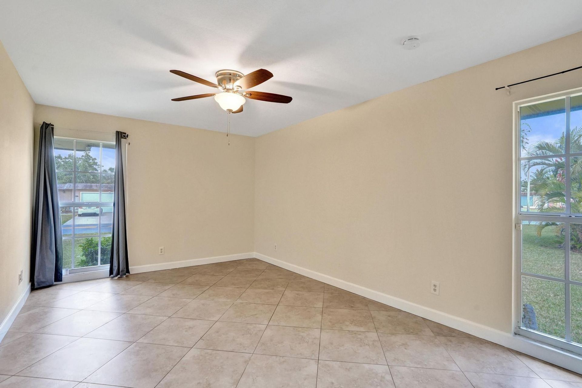 7018 NW 64th Street, Tamarac, FL 33321 Photo