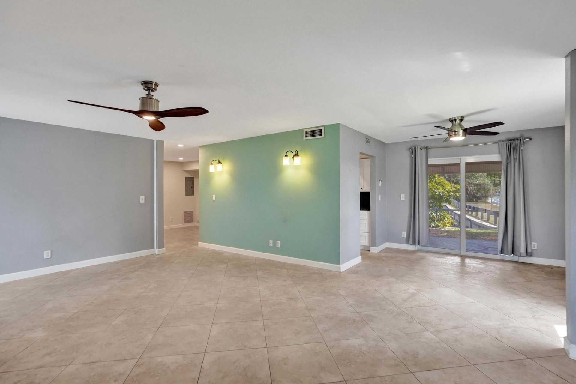 7018 NW 64th Street, Tamarac, FL 33321 Photo