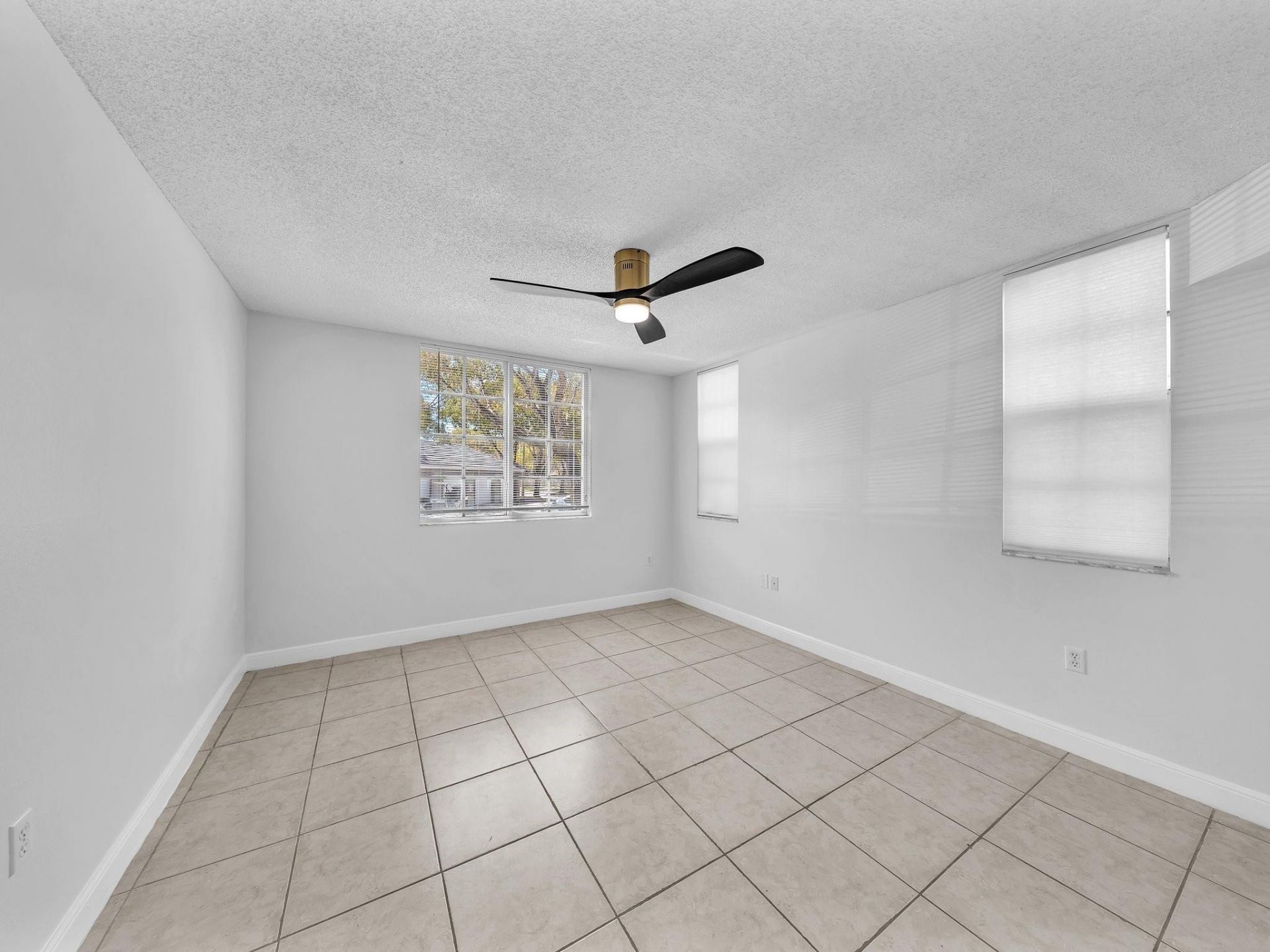 11165 SW 6th Street, Unit 101, Pembroke Pines, FL 33025 Photo