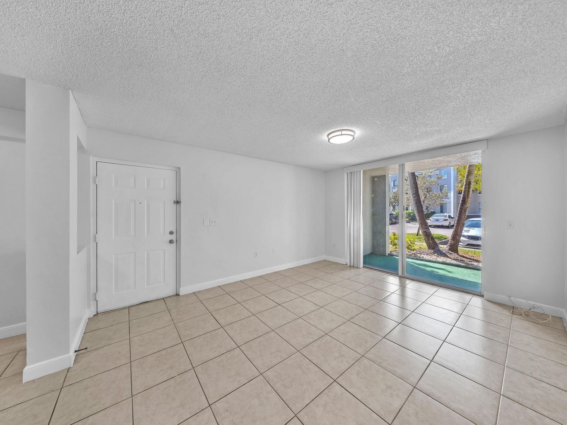 11165 SW 6th Street, Unit 101, Pembroke Pines, FL 33025 Photo