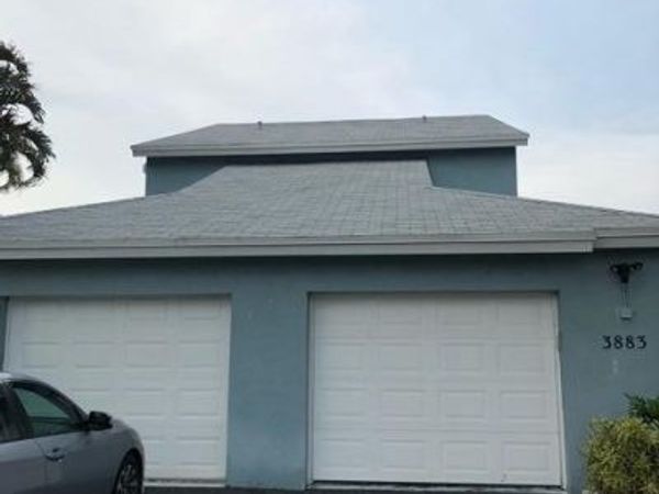 3883 Island Club Cir, Lake Worth, FL 33462