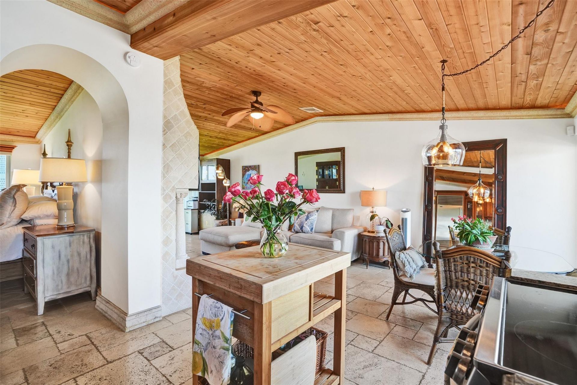 1039 Hillsboro Mile, Unit 22, Hillsboro Beach, FL 33062 Photo