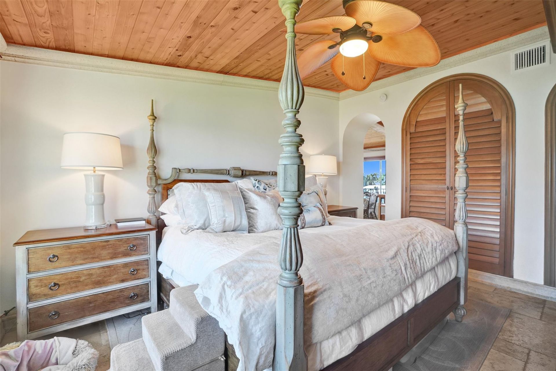 1039 Hillsboro Mile, Unit 22, Hillsboro Beach, FL 33062 Photo