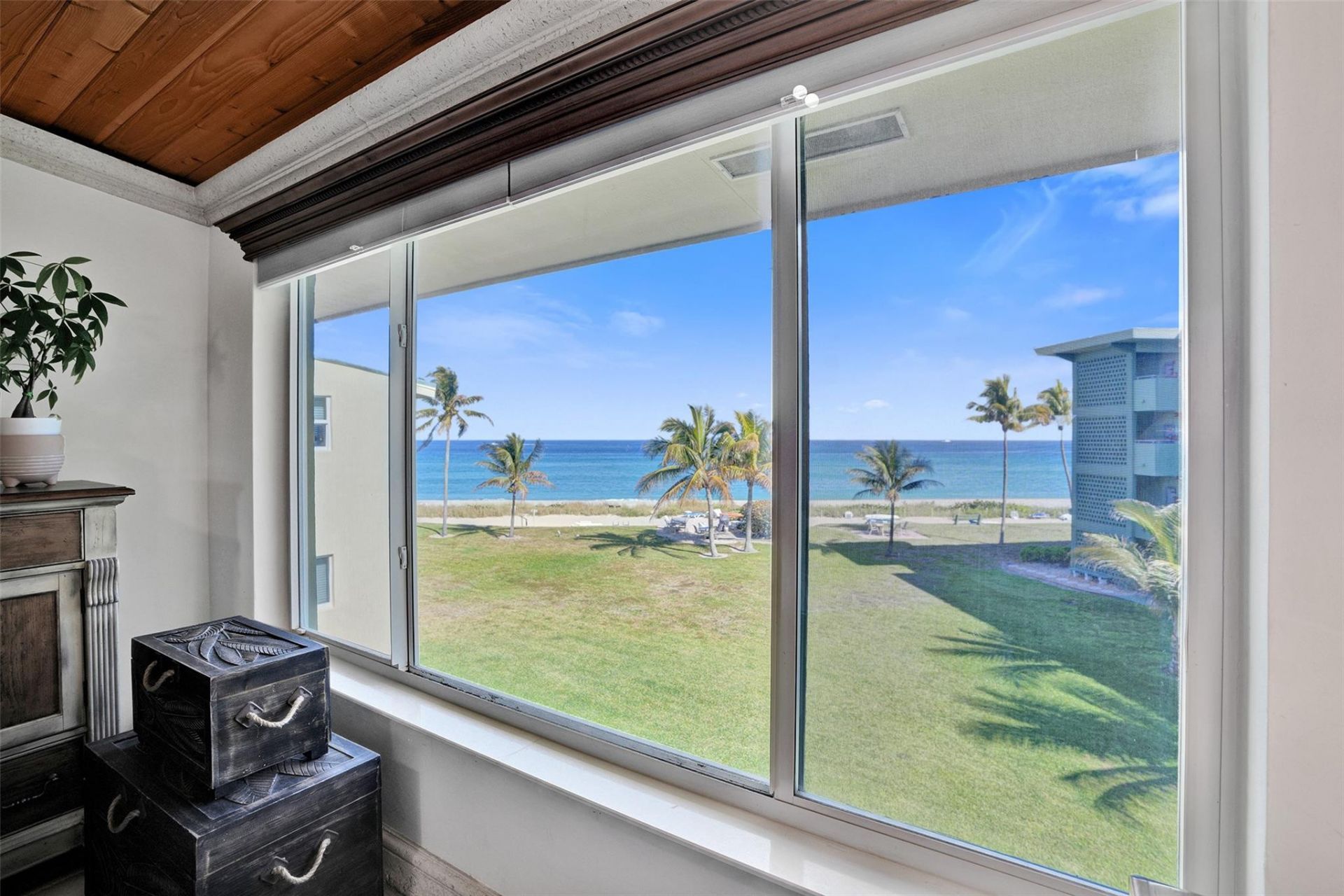 1039 Hillsboro Mile, Unit 22, Hillsboro Beach, FL 33062 Photo