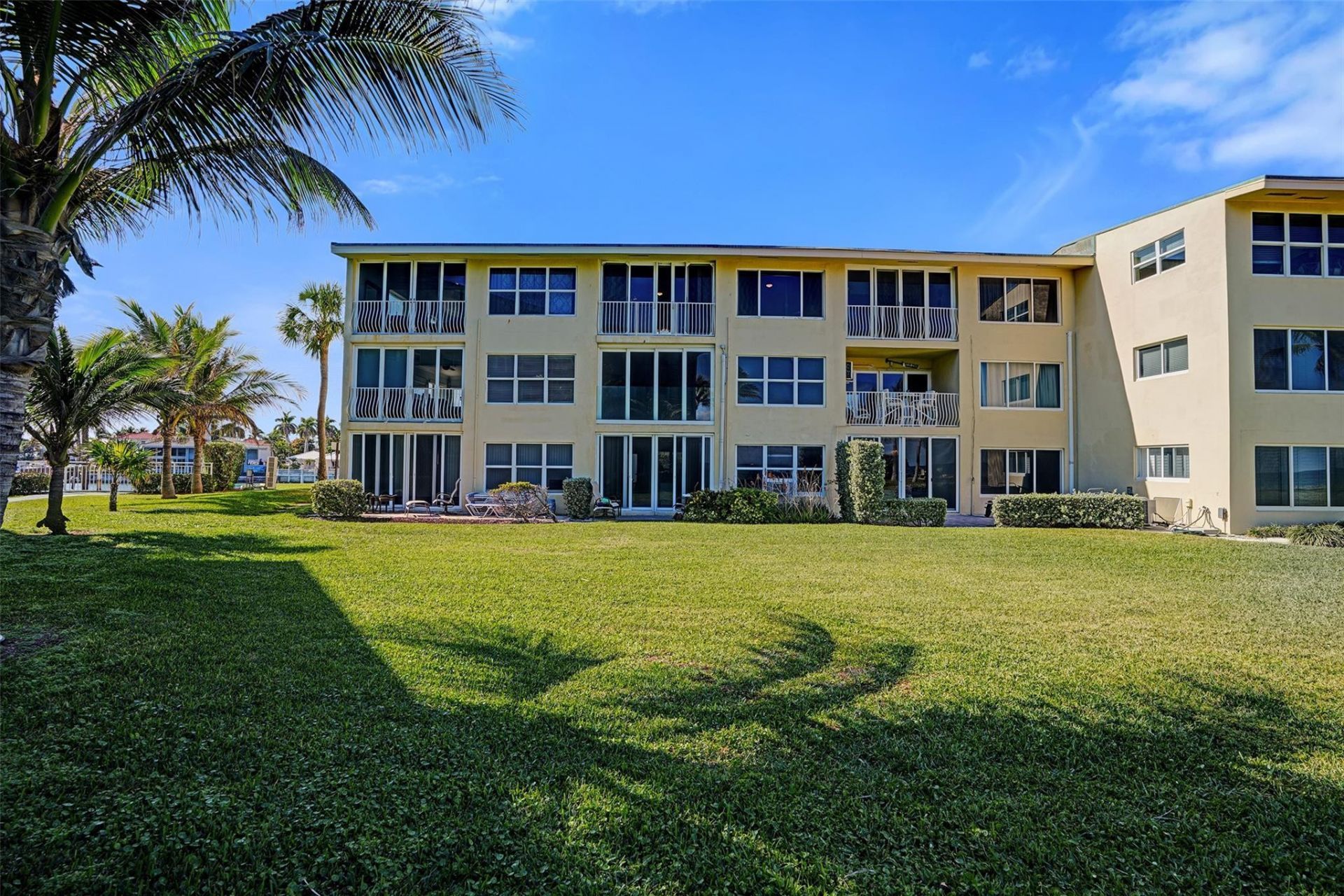 1039 Hillsboro Mile Hillsboro Mile, Unit 22, Hillsboro Beach, FL 33062 Photo