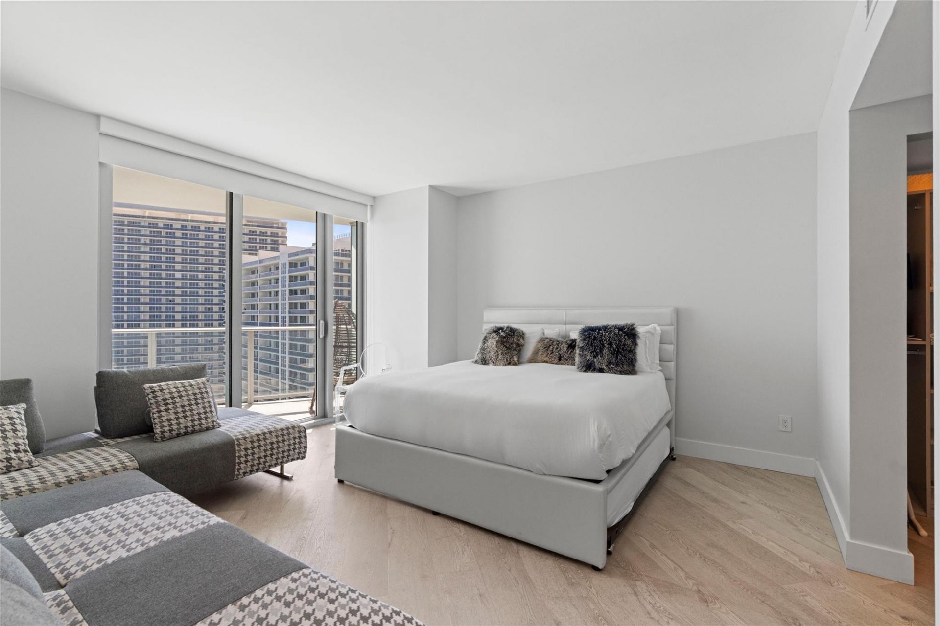 4111 S Ocean Dr, Unit 3501,3502, Hollywood, FL 33019 Photo