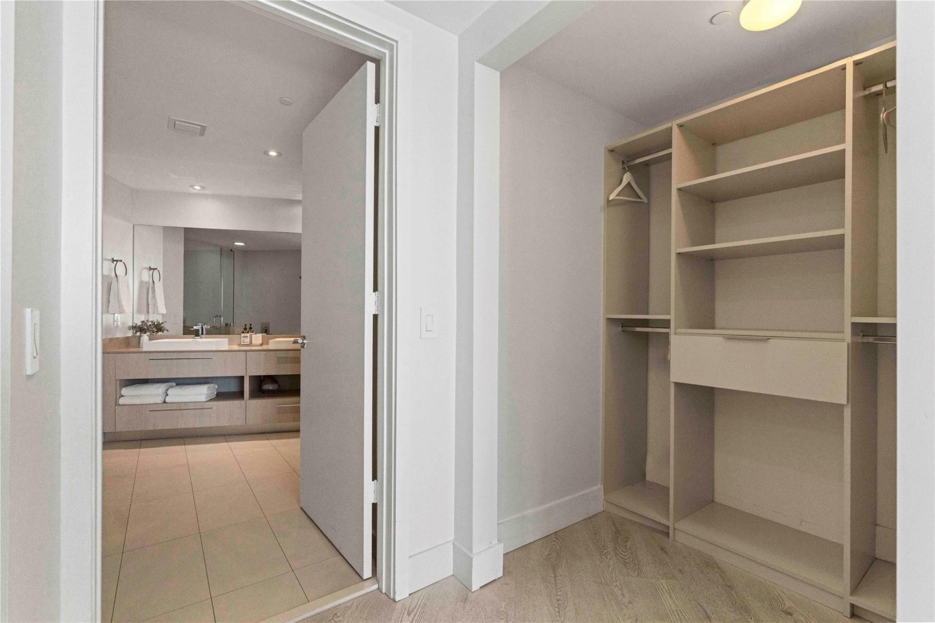 4111 S Ocean Dr, Unit 3501,3502, Hollywood, FL 33019 Photo