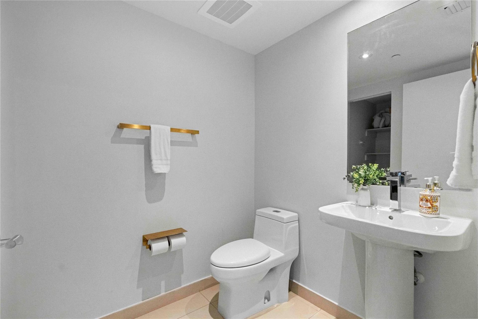 4111 S Ocean Dr, Unit 3501,3502, Hollywood, FL 33019 Photo