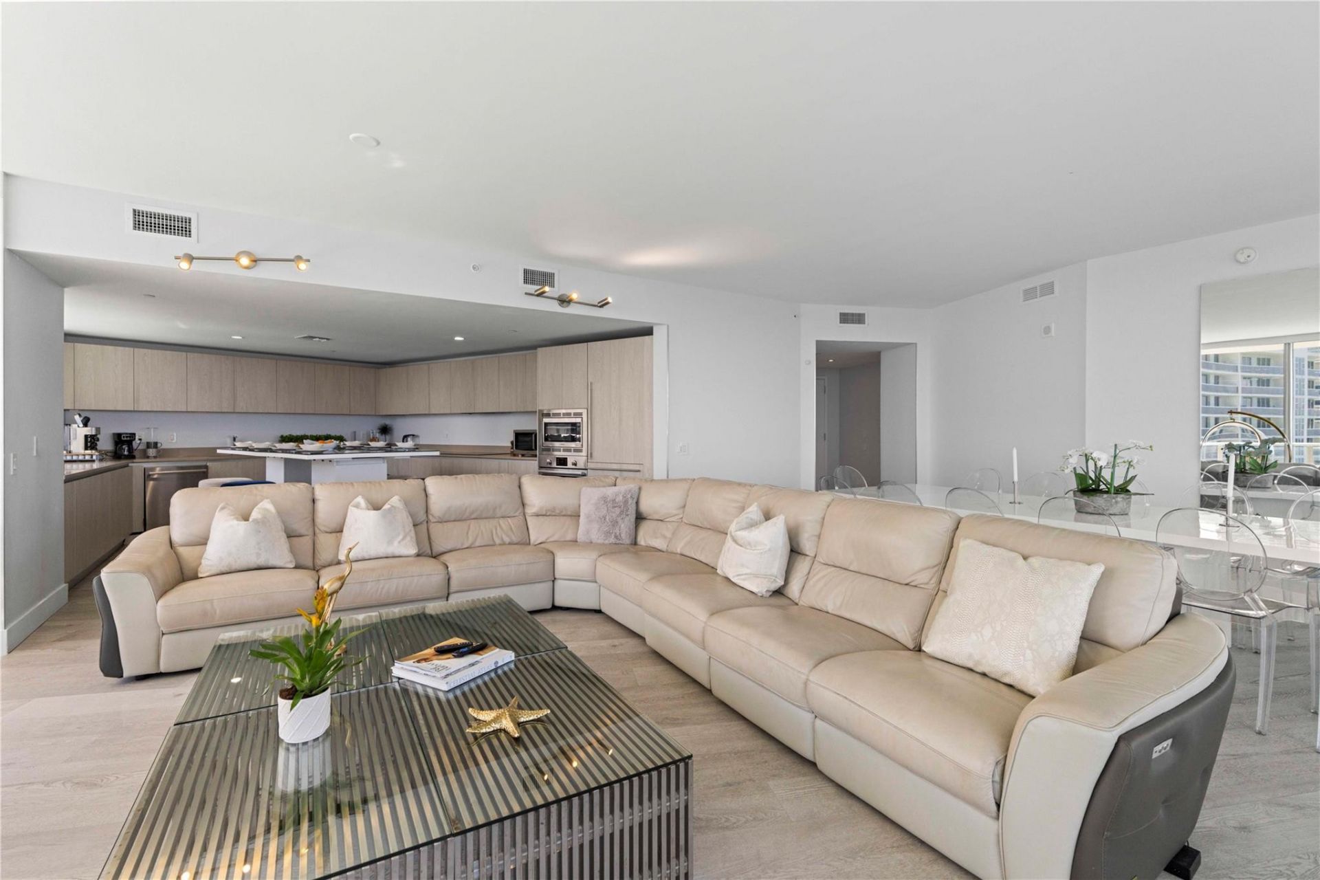 4111 S Ocean Dr, Unit 3501,3502, Hollywood, FL 33019 Photo