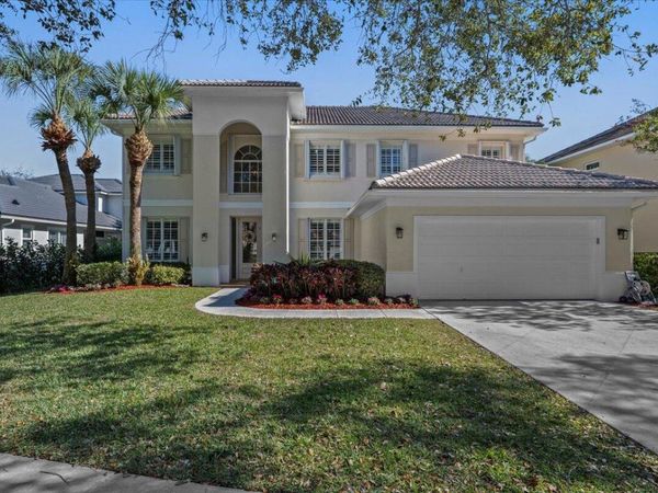 429 Oriole Circle, Jupiter, FL 33458
