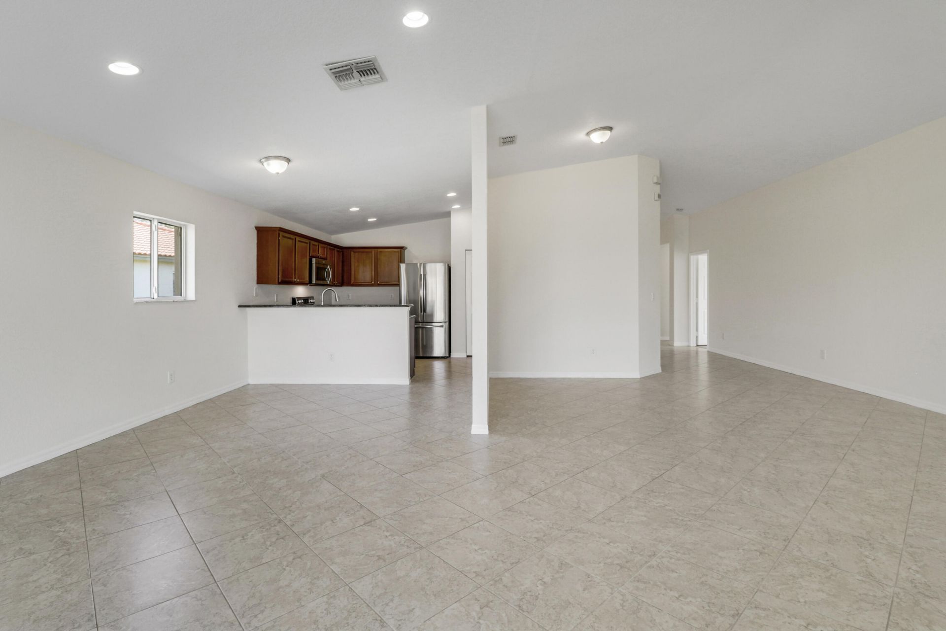 2007 SW Jamesport Dr Drive, Port Saint Lucie, FL 34953 Photo