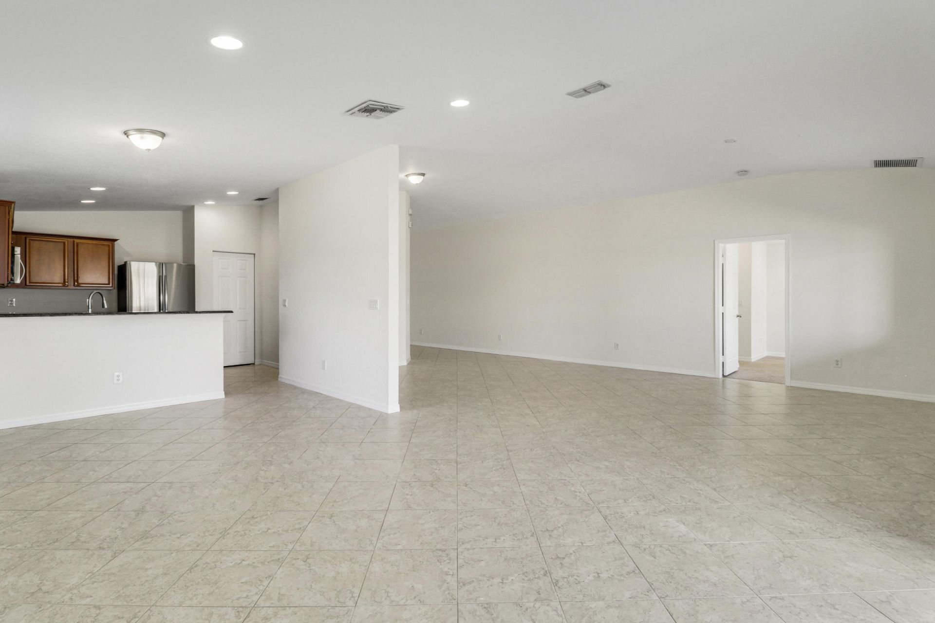 2007 SW Jamesport Dr Drive, Port Saint Lucie, FL 34953 Photo