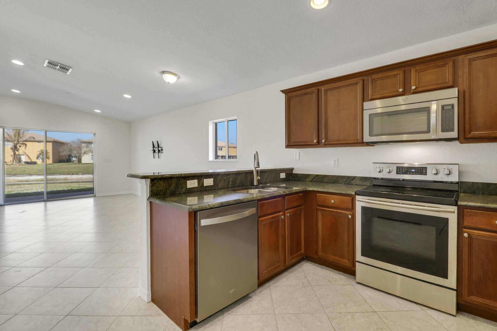 2007 SW Jamesport Dr Drive, Port Saint Lucie, FL 34953 Photo