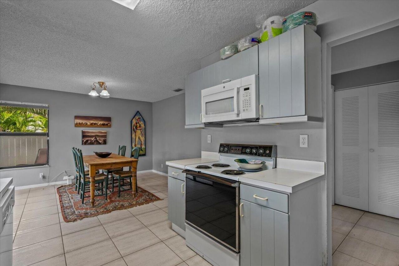 2537 Bedford Mews Drive, Wellington, FL 33414 Photo