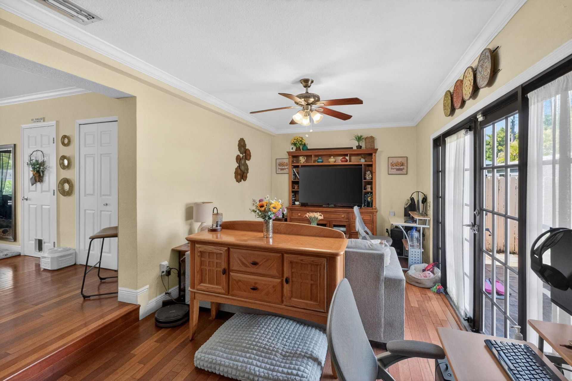 6091 SW 12th Street, West Miami, FL 33144 Photo