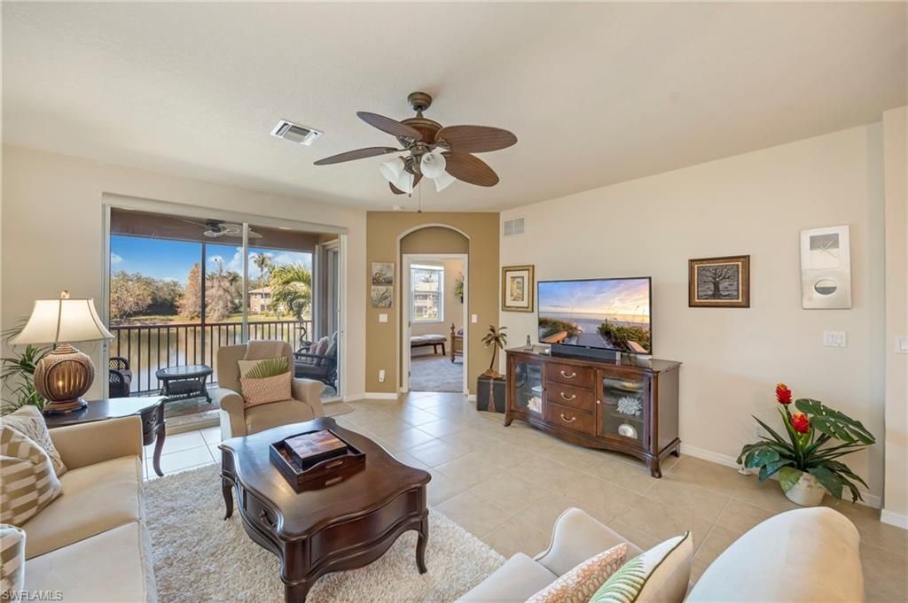 9631 Spanish Moss Way, Unit 3922, Bonita Springs, FL 34135 Photo