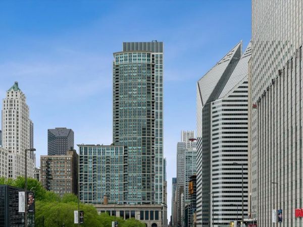 130 N GARLAND Court , Unit 3702, Chicago, IL 60602