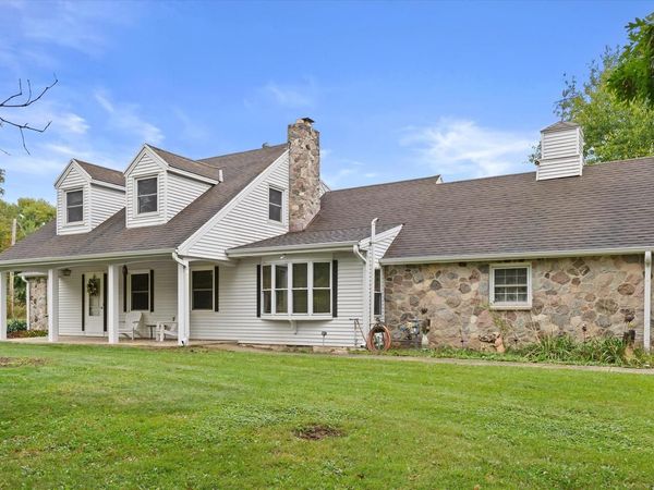 9370 S 46th STREET, Franklin, WI 53132