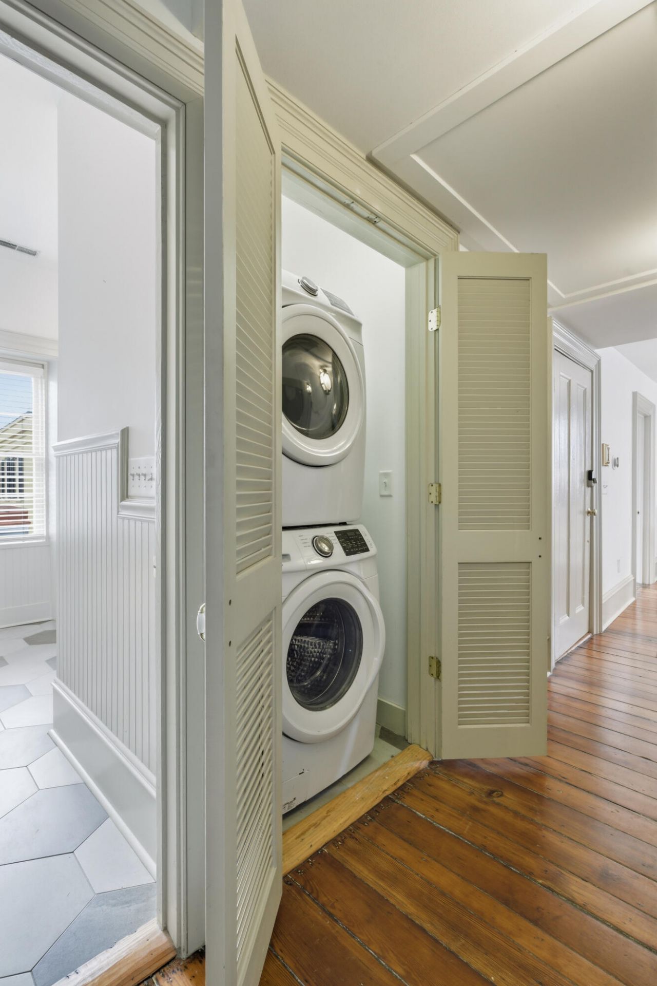 35 Society Street Photo 17