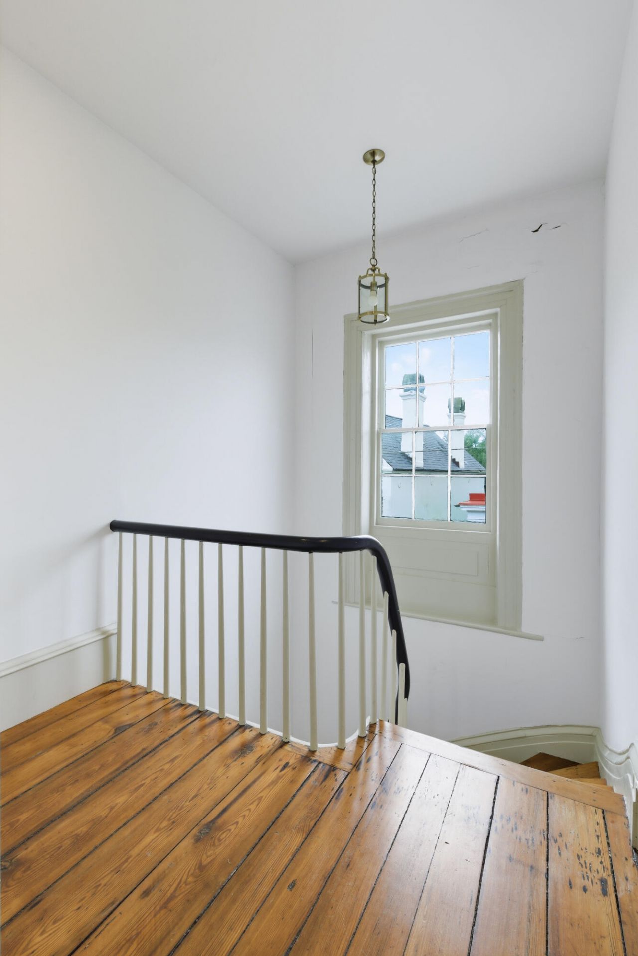 35 Society Street Photo 3