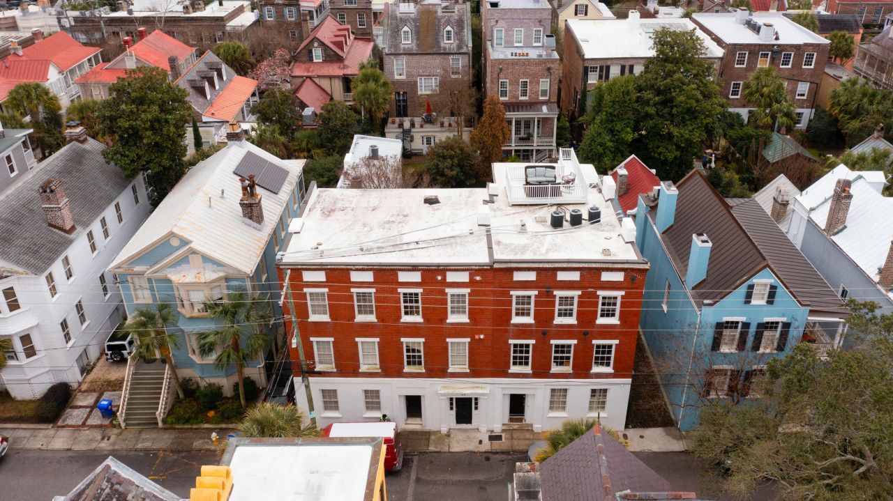 35 Society Street Photo 40