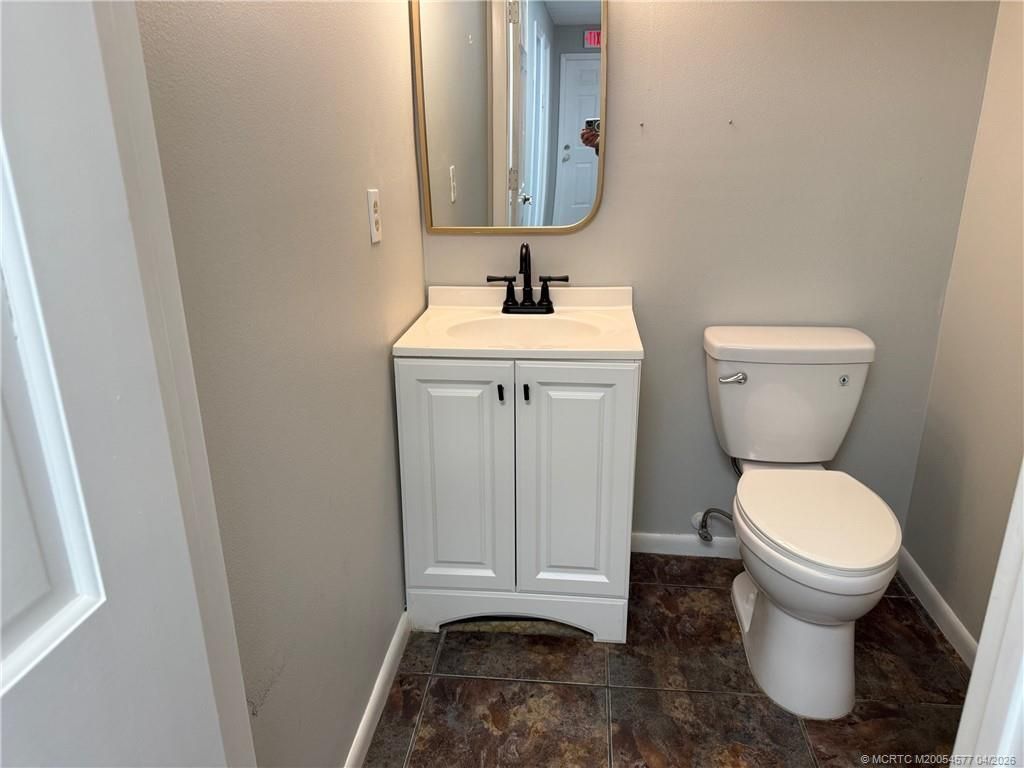 528 SE Osceola Street, Unit B1, Stuart, FL 34994 Photo