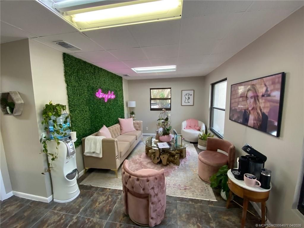 528 SE Osceola Street, Unit B1, Stuart, FL 34994 Photo