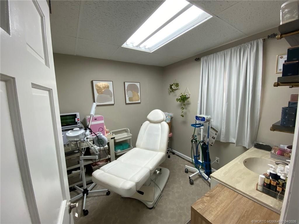 528 SE Osceola Street, Unit B1, Stuart, FL 34994 Photo