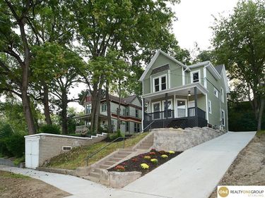 407 Park Avenue , Council Bluffs, IA 51503