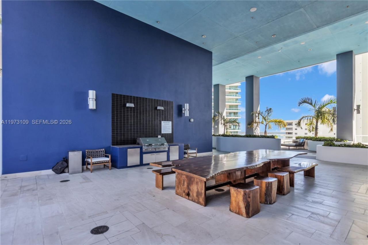 1300 Brickell Bay Dr , Unit 903, Miami, FL 33131 Photo