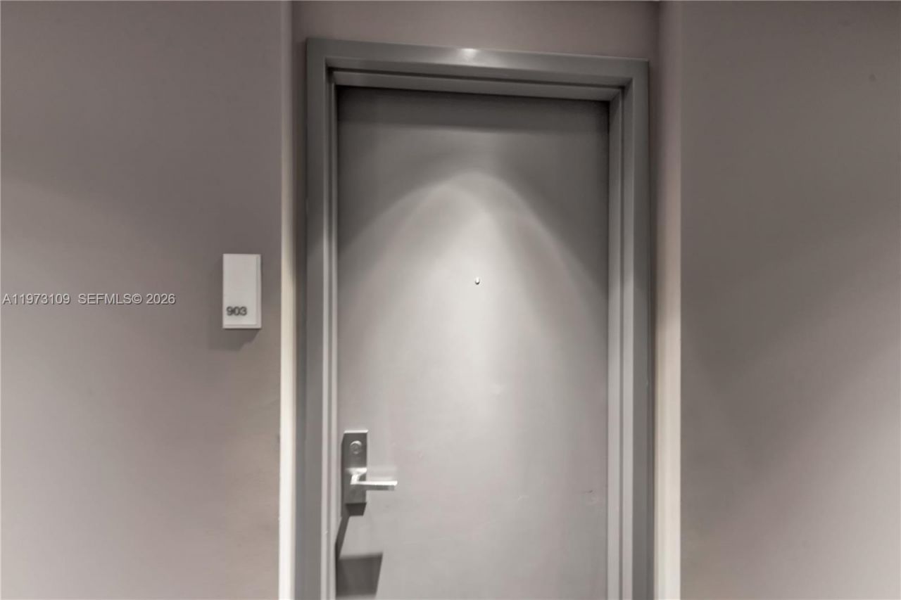1300 Brickell Bay Dr , Unit 903, Miami, FL 33131 Photo