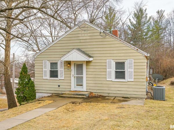 100 LEWIS Court, Bartonville, IL 61607