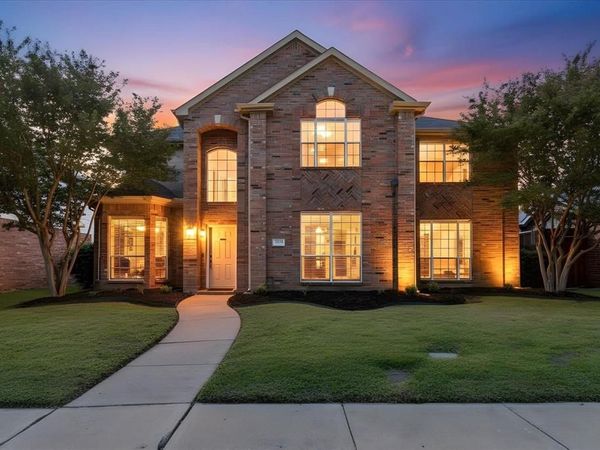 1318 Pinehurst Drive, Lewisville, TX 75077