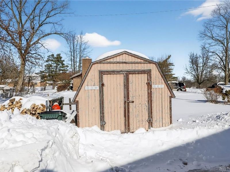 1025 Helke Road, Vandalia, OH 45377 Photo 8