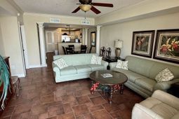 100 North Beach Blvd. photo 4