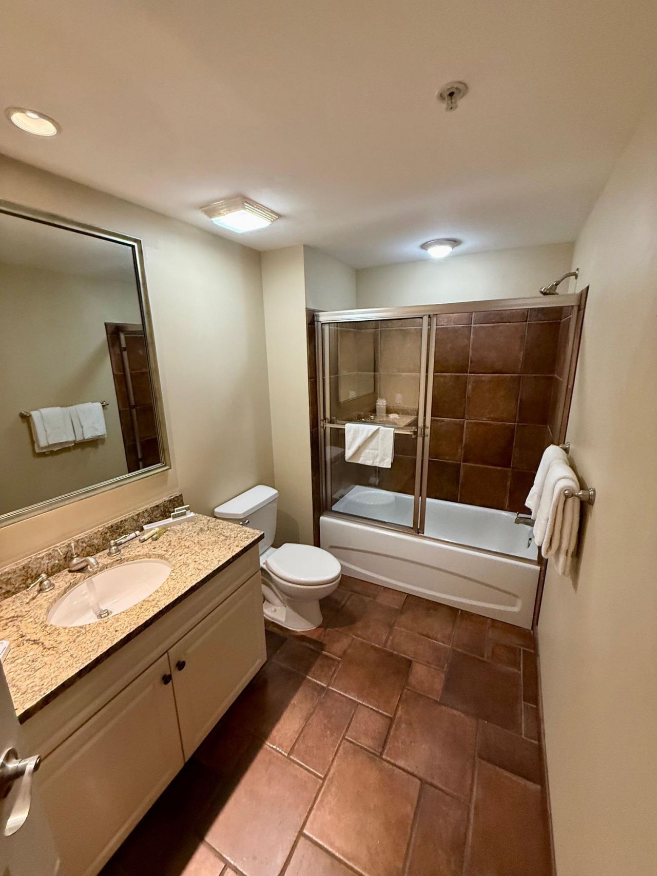 100 North Beach Blvd. Photo 8