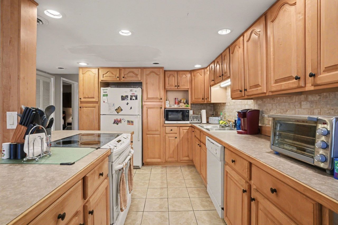 4311 S Ocean Blvd.  Photo 11