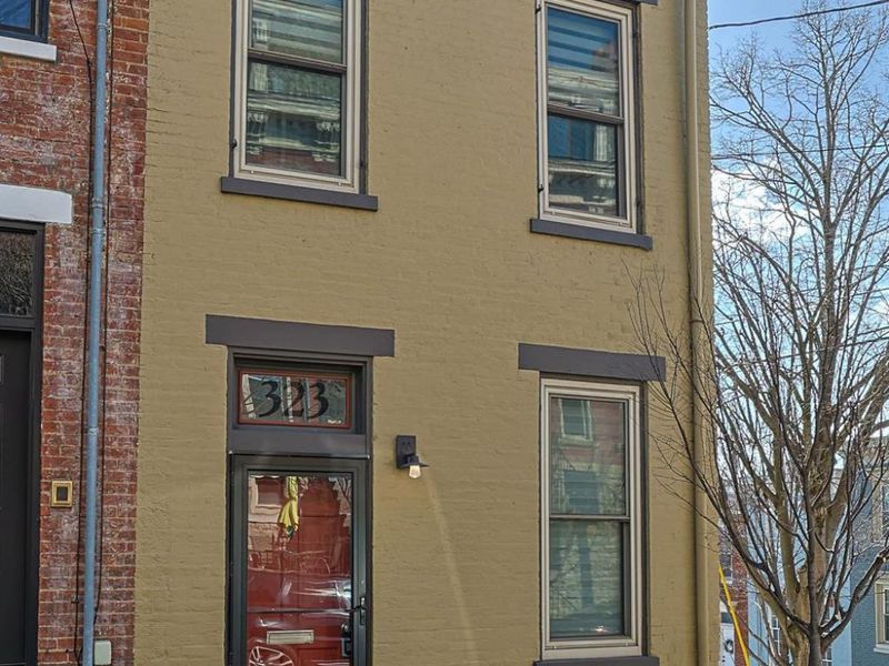 323 Milton Street, Cincinnati, OH 45202 Photo 1