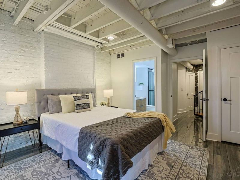 323 Milton Street, Cincinnati, OH 45202 Photo 27