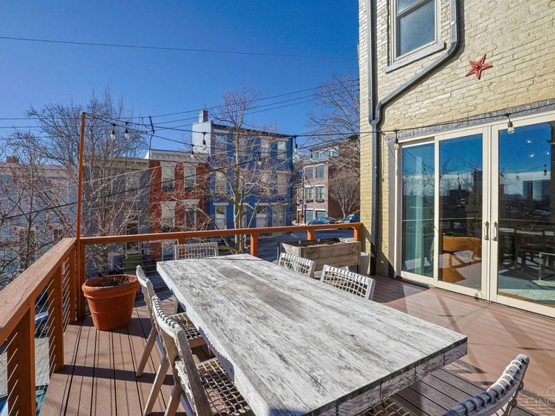 323 Milton Street, Cincinnati, OH 45202 Photo 34