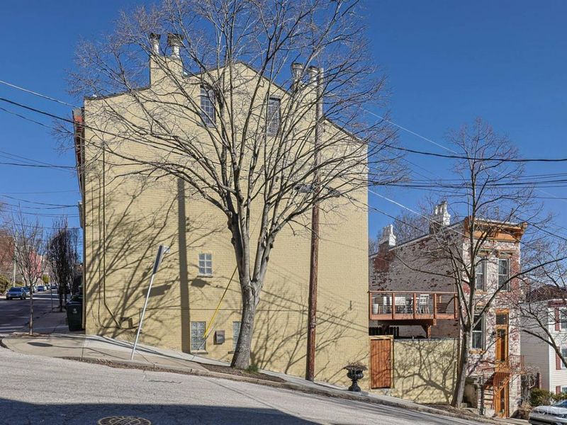 323 Milton Street, Cincinnati, OH 45202 Photo 41