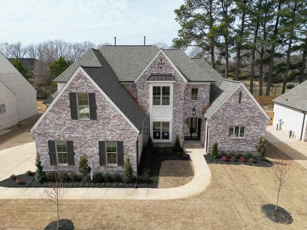 597 CEDAR SHADOWS CIR W, Collierville, TN 38017