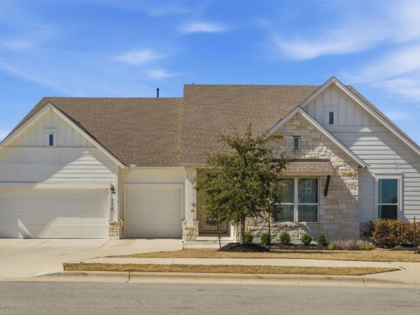 256 Smoke Tree CIR, Dripping Springs, TX 78620