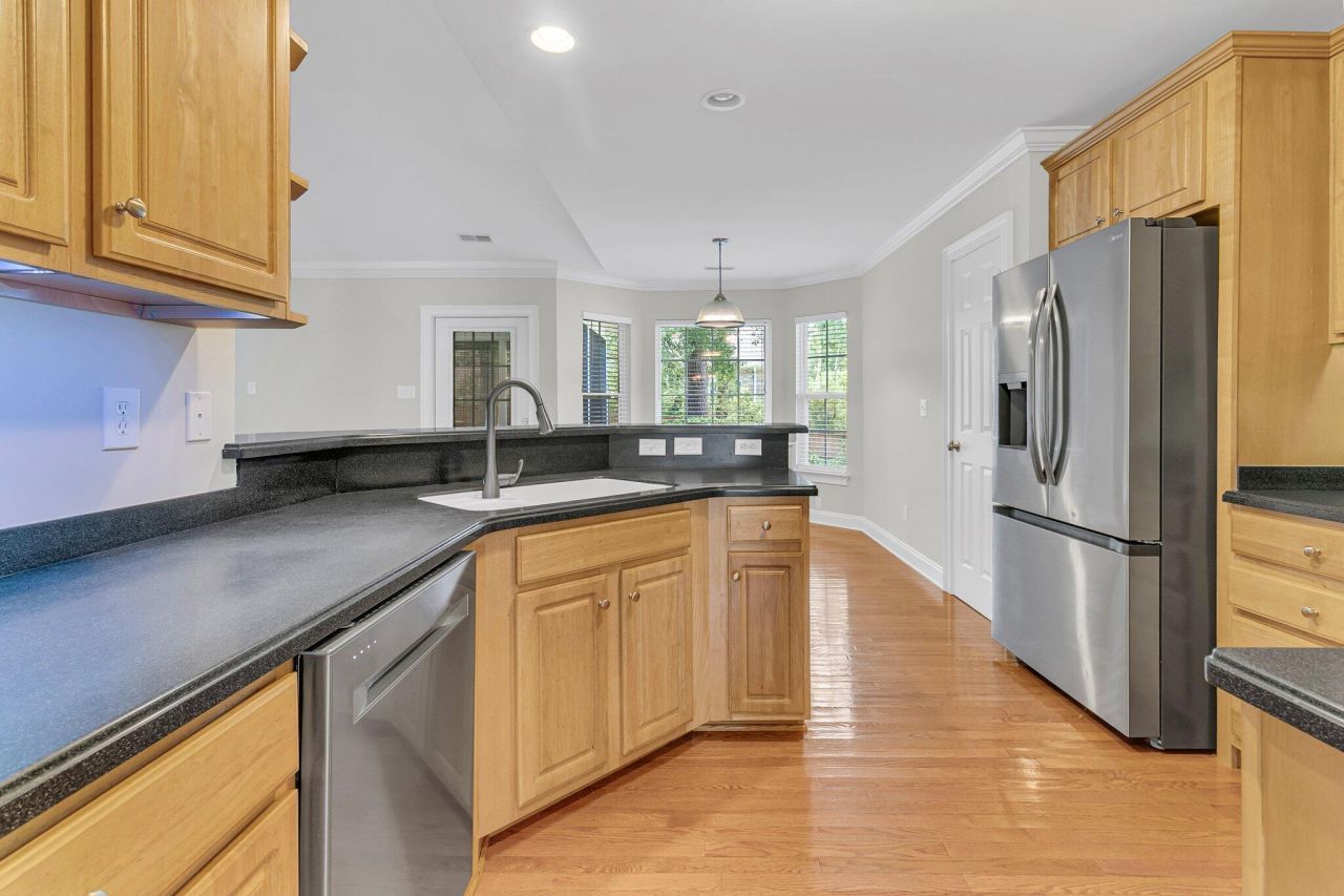 8618 Woodland Walk Photo 15