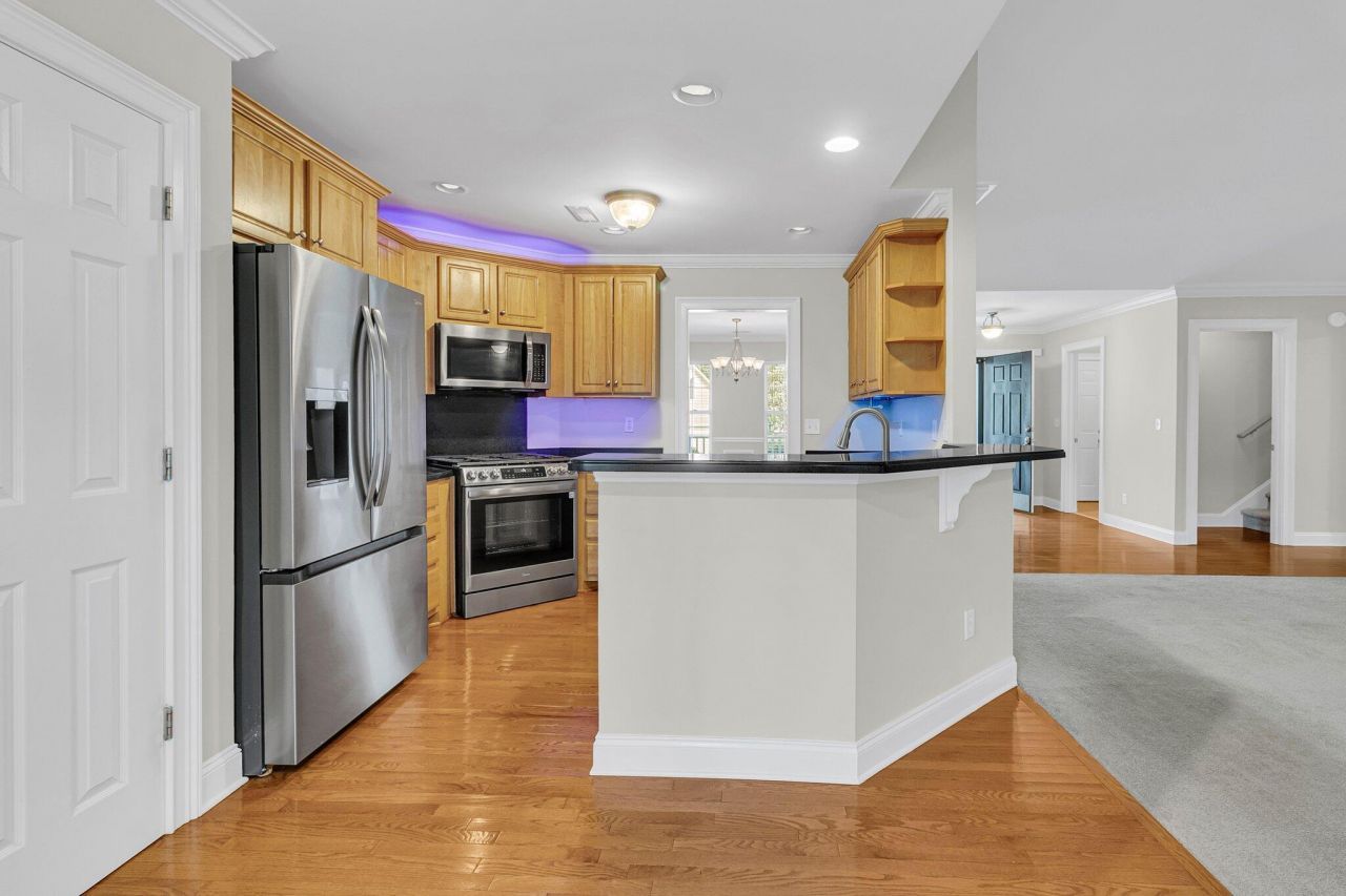 8618 Woodland Walk Photo 16