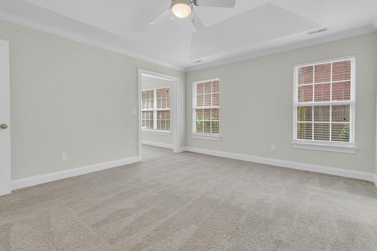 8618 Woodland Walk Photo 22