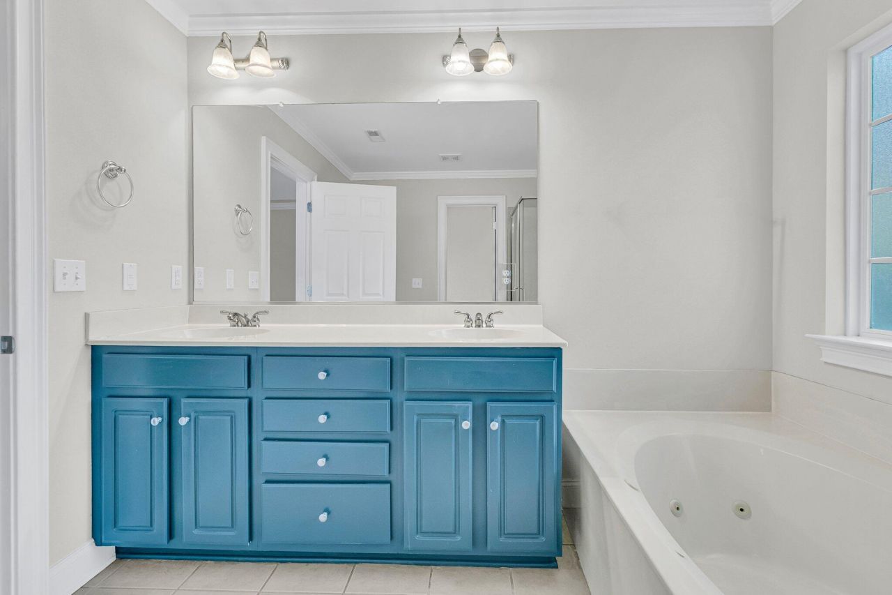 8618 Woodland Walk Photo 26