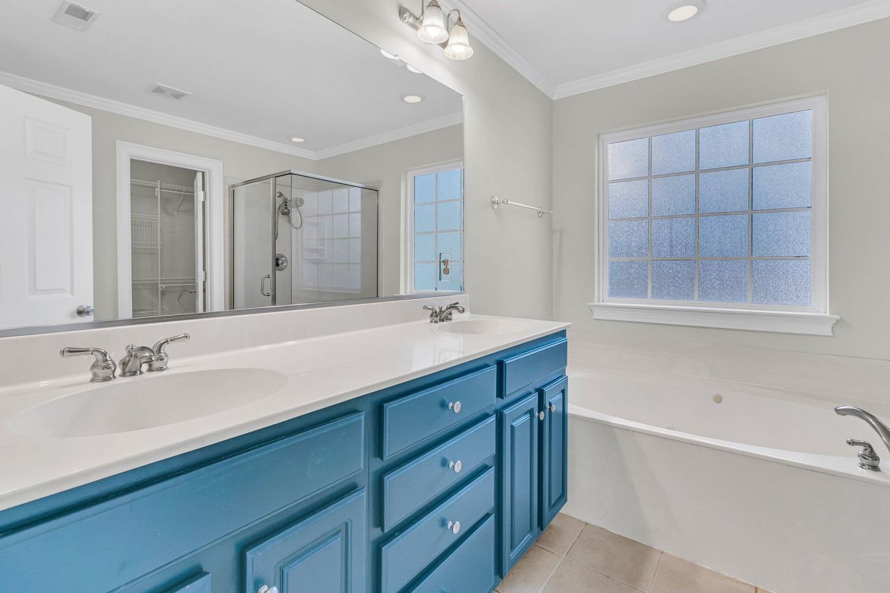 8618 Woodland Walk Photo 27